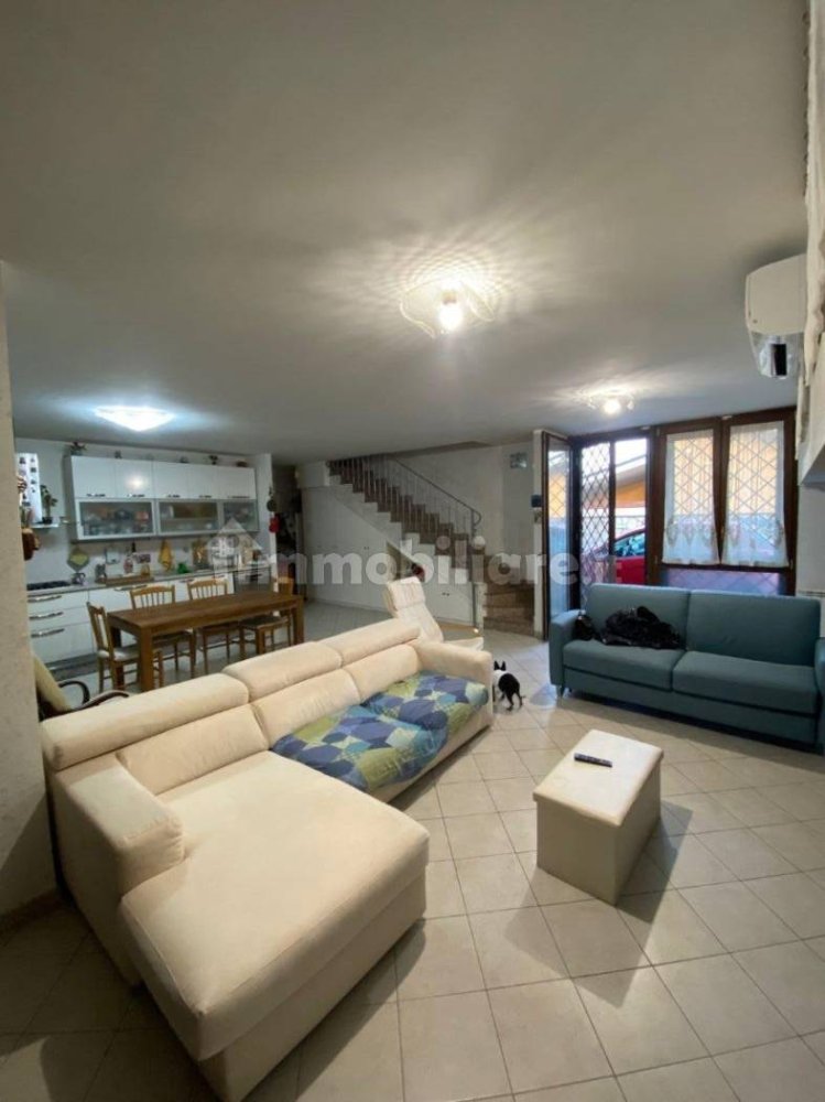 3 غرف نوم فيلا في Rome, Italy رقم 200382