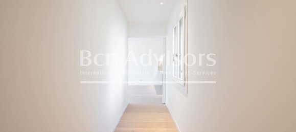 2 bedrooms Penthouse in Eixample, Spain No. 164782 16