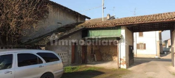 5 rooms Apartment in Lungavilla, Italy No. 282286 8