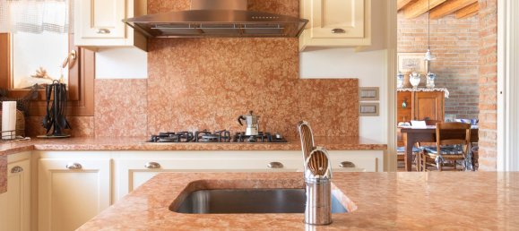 4 bedrooms Villa in Grantorto, Italy No. 103078 8