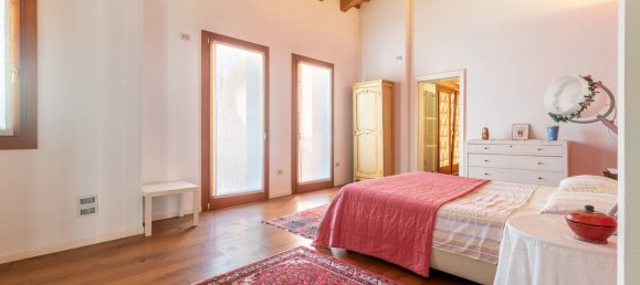 4 bedrooms Villa in Grantorto, Italy No. 103078 23