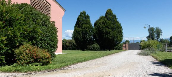 4 bedrooms Villa in Grantorto, Italy No. 103078 37