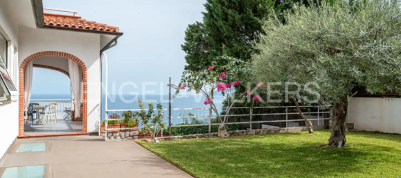 5 غرف نوم فيلا في Capo d'Orlando, Italy رقم 105569 6