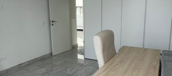 Квартира с 2 спальнями в Строволос, Кипр № 26128 7