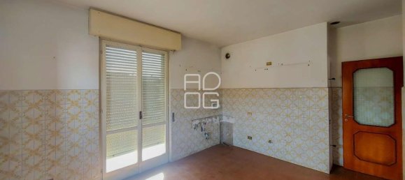 Вилла с 8 комнатами в Дезенцано дель Гарда, Италия № 111138 27