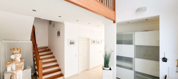 Вилла с 4 комнатами в Плён, Германия № 231901 2