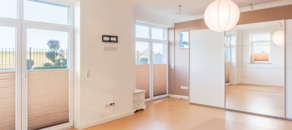 Вилла с 4 комнатами в Плён, Германия № 231901 3