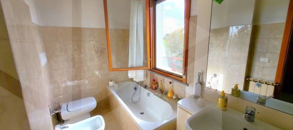 6 rooms House in Pescara, Italy No. 34359 25