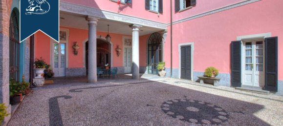 11 rooms Villa in Albese con Cassano, Italy No. 124470 6