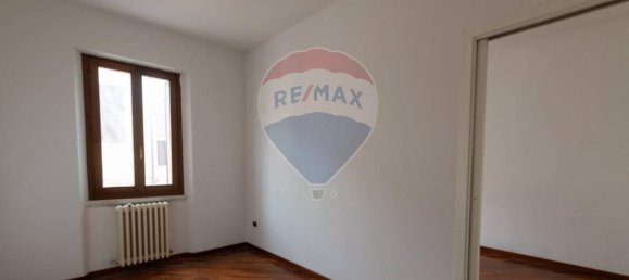 8 rooms Apartment in Jesi, Italy No. 7559 74