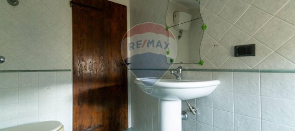 8 rooms Apartment in Jesi, Italy No. 7559 63