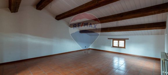 8 rooms Apartment in Jesi, Italy No. 7559 53