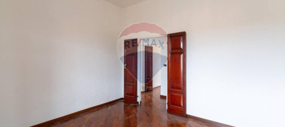 8 rooms Apartment in Jesi, Italy No. 7559 71