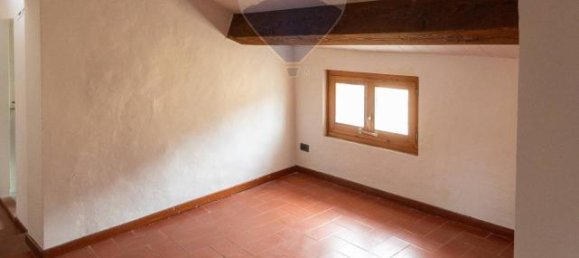 8 rooms Apartment in Jesi, Italy No. 7559 58