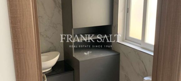 2 chambres Penthouse à Victoria, Malta No. 6178 16