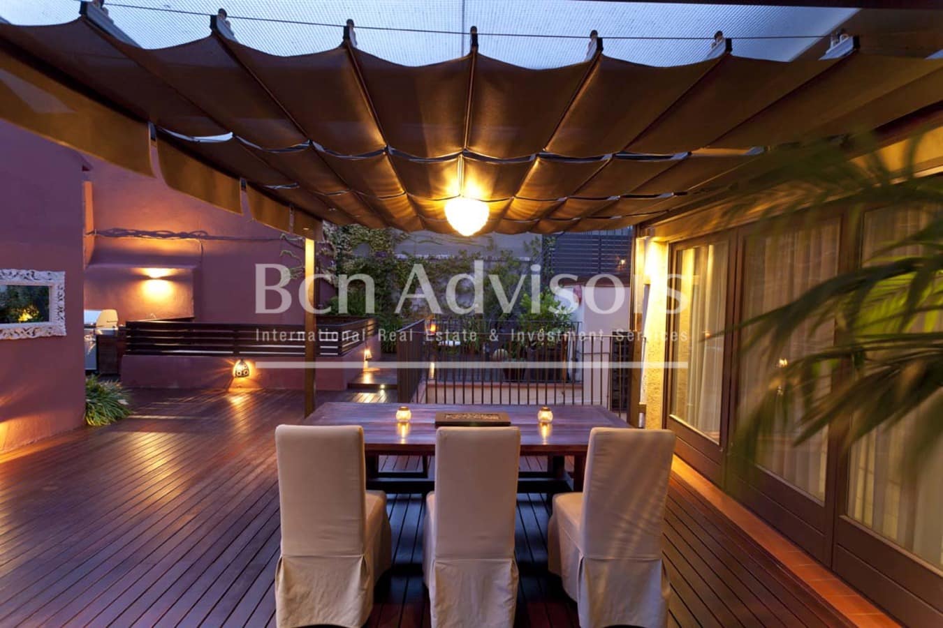 3 bedrooms Penthouse in Ciutat Vella, Spain No. 164755