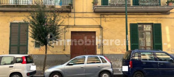 2 bedrooms Apartment in Naples, Italy No. 292859 3