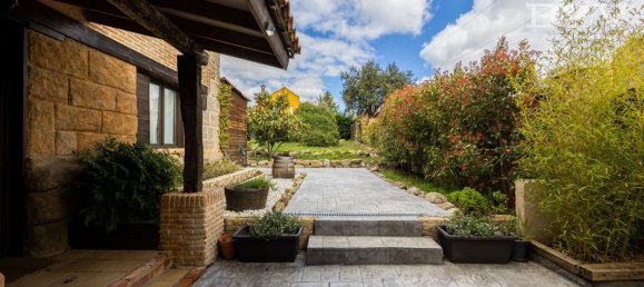 Дом с 5 спальнями в Педресуэла, Испания № 143296 3