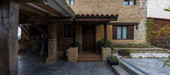 Дом с 5 спальнями в Педресуэла, Испания № 143296 2