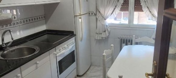 3 Schlafzimmer Wohnung in Chartered Community of Navarre, Spain, Nr. 150405 8