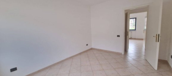 Квартира с 4 спальнями в Бра, Италия № 317669 9