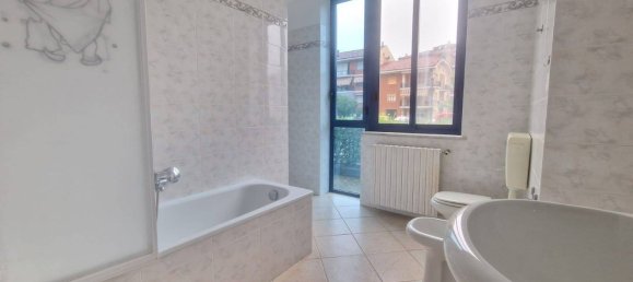 Квартира с 4 спальнями в Бра, Италия № 317669 13