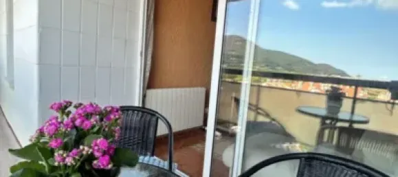 2 bedrooms Apartment in Laredo, Spain No. 187819 2