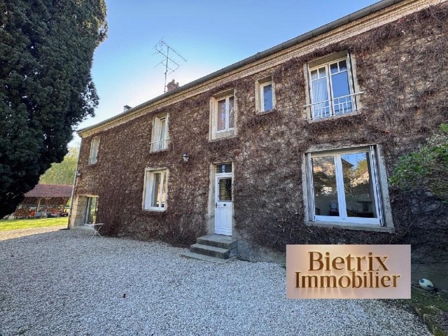 6 bedrooms House in Valmondois, France No. 317984