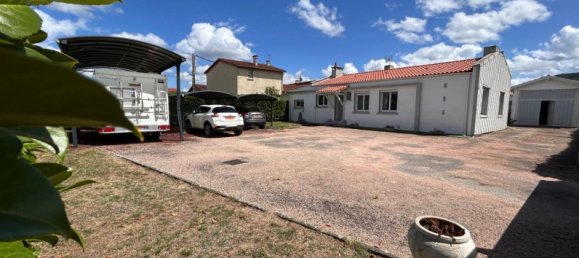 2 bedrooms House in Occitanie, France No. 295232 2