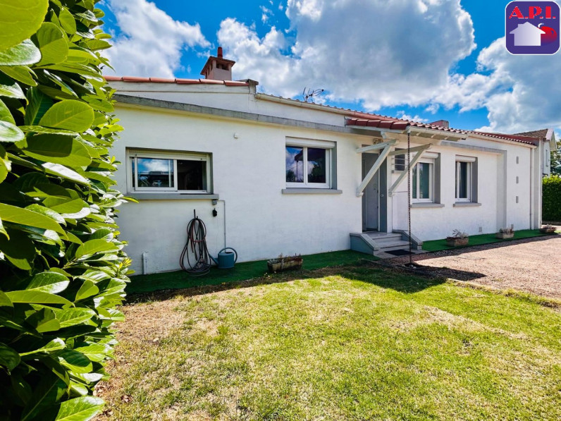 2 bedrooms House in Occitanie, France No. 295232