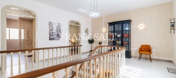 4 bedrooms House in Attard, Malta No. 11588 27