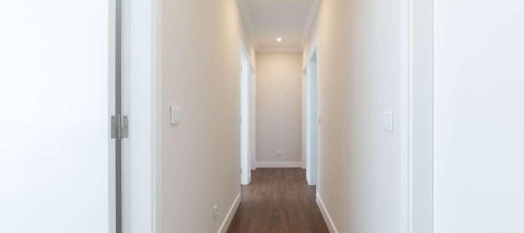 4 bedrooms Apartment in Lisbon, Portugal No. 134931 7