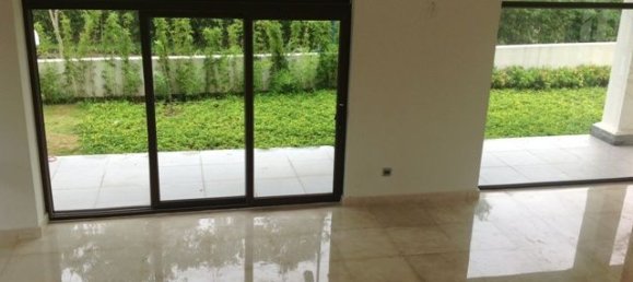 5 bedrooms Villa in Tay Ho, Vietnam No. 5348 14