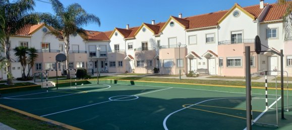 3 bedrooms House in Leiria, Portugal No. 189958 25