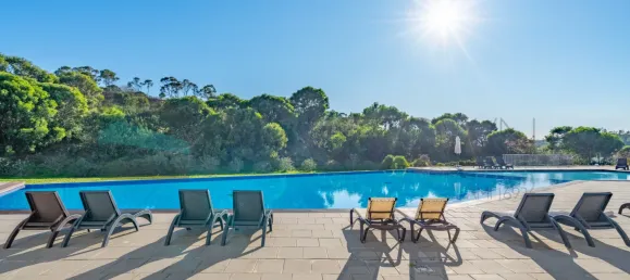 Квартира с 3 спальнями в Мешильоейра Гранде, Португалия № 153676 34