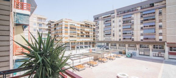 3 bedrooms Apartment in Alicante, Spain No. 140949 2