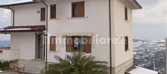 3 غرف نوم فيلا في San Valentino in Abruzzo Citeriore, Italy رقم 271287 6