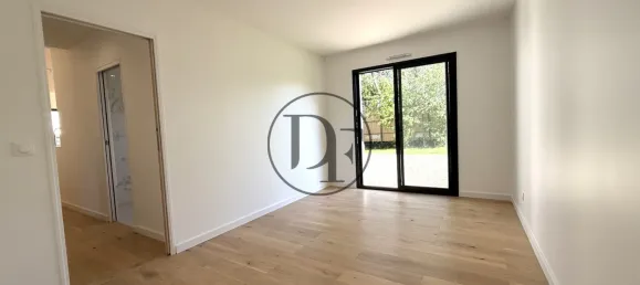 4 bedrooms House in Seine-et-Marne, France No. 323542 7
