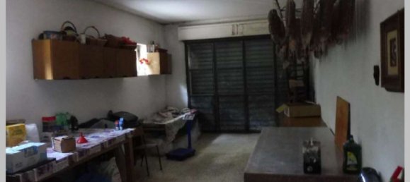 7 Schlafzimmer Haus in San Severino Marche, Italy, Nr. 325933 32