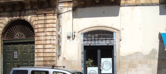 Propiedad comercial de 1 habitación en Bitonto, Italy No. 329971 2