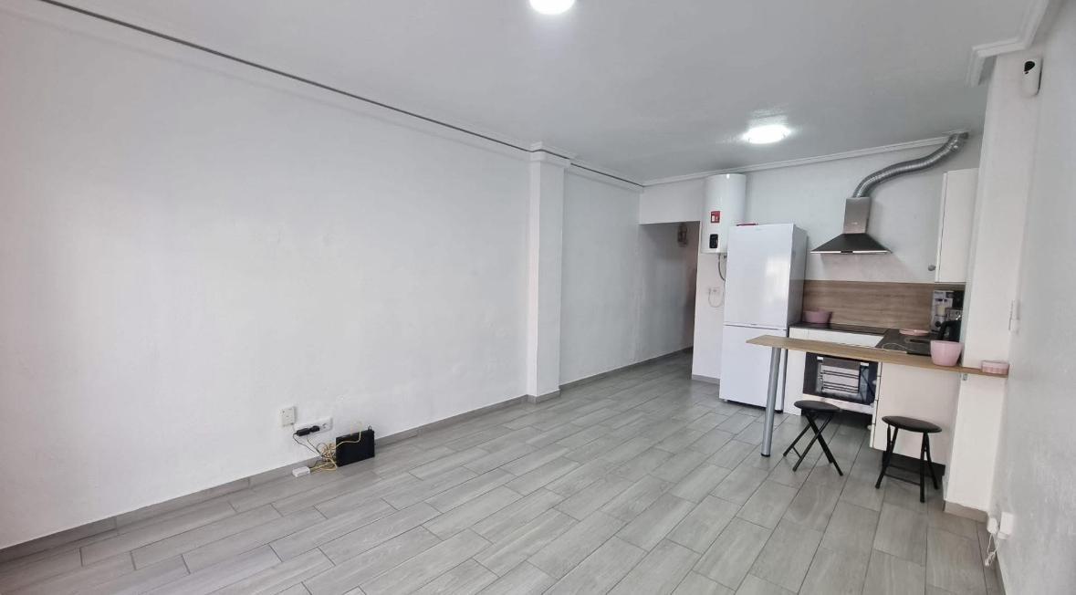 Apartamento T2 em Torrevieja, Spain N.º 142674