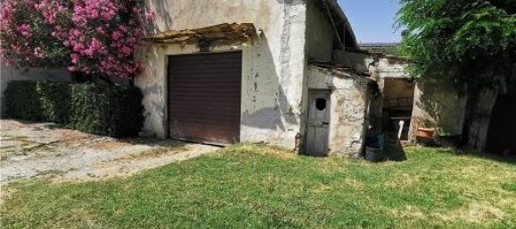 Casa de 15 divisões em San Miniato, Italy N.º 17875 2