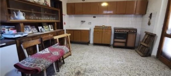 Casa de 15 divisões em San Miniato, Italy N.º 17875 8