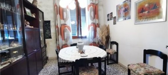 Casa de 15 divisões em San Miniato, Italy N.º 17875 27