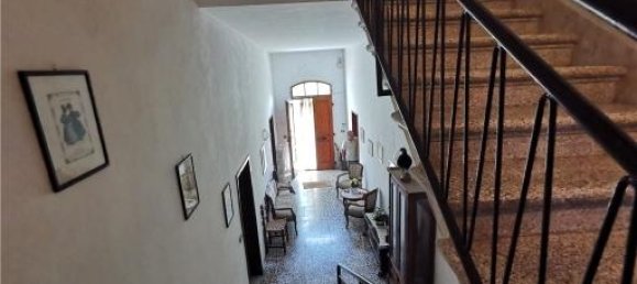 Casa de 15 divisões em San Miniato, Italy N.º 17875 18