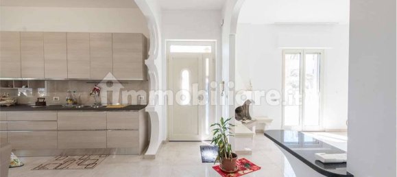 Casa de 3 dormitorios en Montesilvano, Italy No. 123327 3