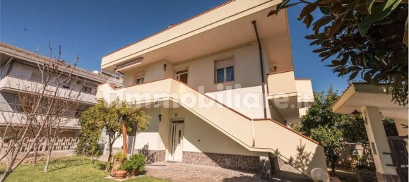 Casa de 3 dormitorios en Montesilvano, Italy No. 123327 30