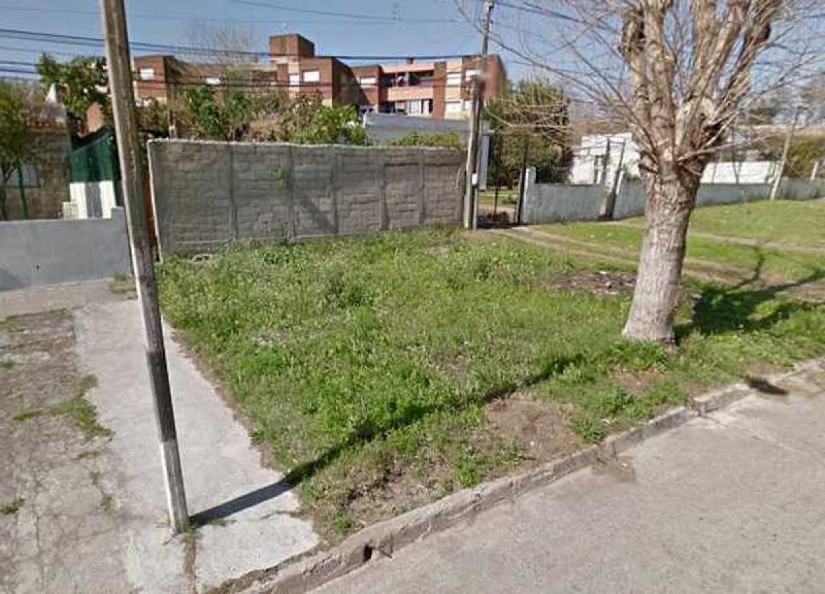 423m² Commercial property in Montevideo, Uruguay No. 13263