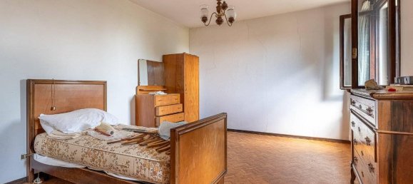 2 rooms House in San Vito di Leguzzano, Italy No. 35613 3