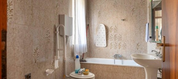 2 rooms House in San Vito di Leguzzano, Italy No. 35613 2